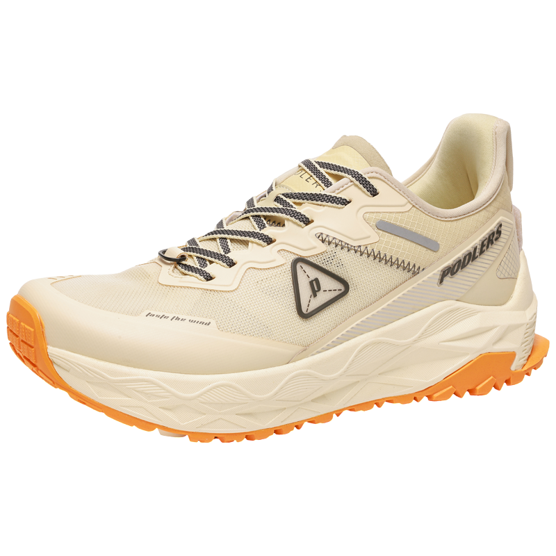 StrataGrip trail shoe